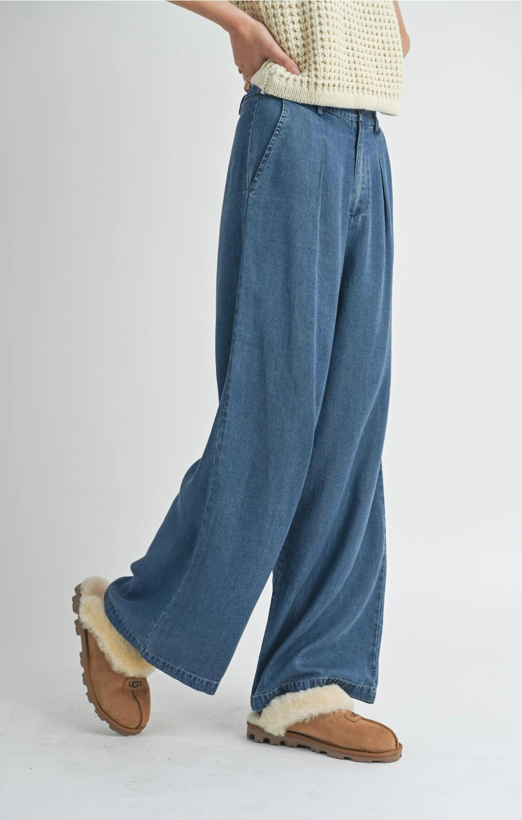 パンツ ASPESI WIDE-LEG CHAMBRAY TROUSERS Archives Wide Leg Chambray Pants – Salt & Fox
